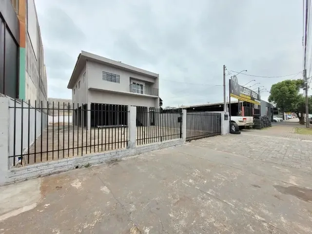 Imagem 1: Sobrado para Alugar em Maringá, Jardim Real, com 3 Quartos, com 260 M²