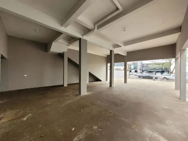 Imagem 16: Sobrado para Alugar em Maringá, Jardim Real, com 3 Quartos, com 260 M²