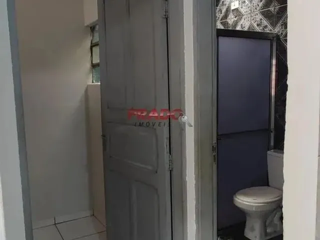 Imagem 7: Casa para Alugar em Maringá, Jardim Alvorada, com 2 Quartos, com 75 M²