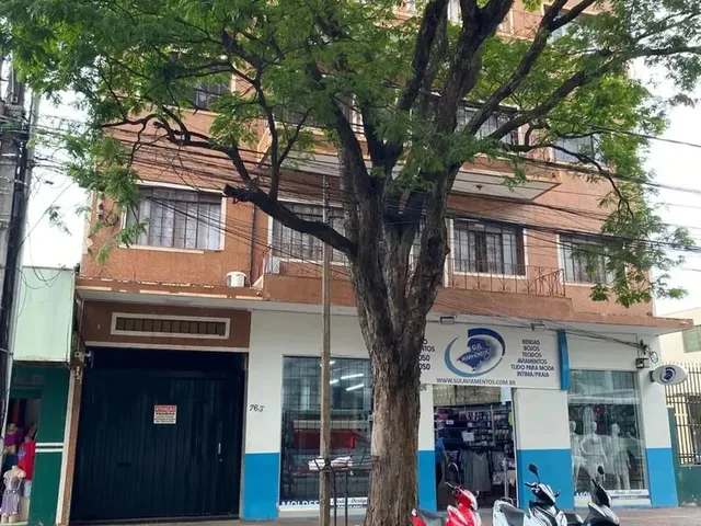 Imagem 2: Imóvel para Aluguel Tem 100 Metros Quadrados com 3 Quartos em Zona 01 - Maringá - Pr