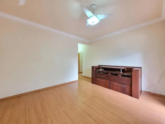 Imagem 5: Casa para Alugar em Maringá, Zona 04, com 4 Suítes, com 422.02 M²