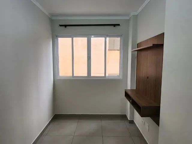 Imagem 9: Aluga-Se 1 Suíte + 1 Quarto