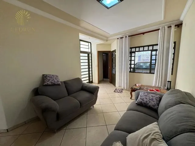 Imagem 15: Casa para Alugar em Maringá, Parque das Grevíleas, com 3 Quartos, com 160 M²