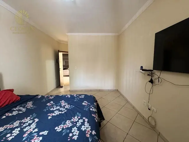 Imagem 10: Casa para Alugar em Maringá, Parque das Grevíleas, com 3 Quartos, com 160 M²
