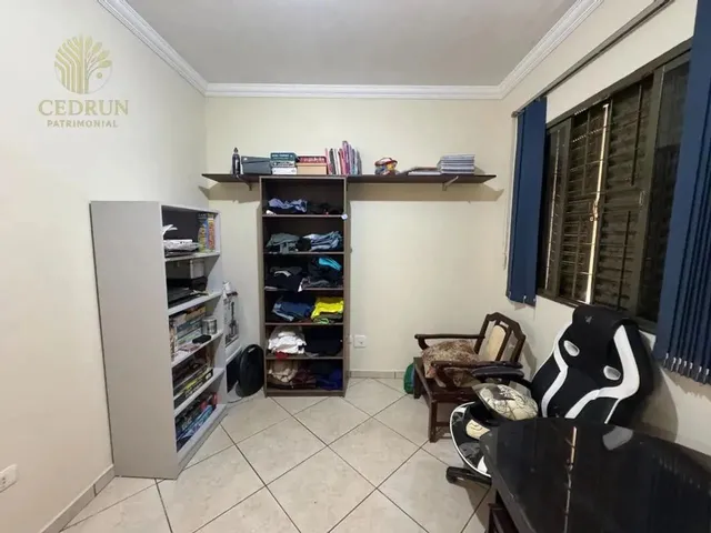 Imagem 9: Casa para Alugar em Maringá, Parque das Grevíleas, com 3 Quartos, com 160 M²