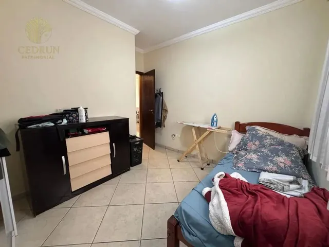 Imagem 4: Casa para Alugar em Maringá, Parque das Grevíleas, com 3 Quartos, com 160 M²