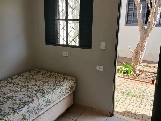 Imagem: Aluga-Se Quarto Individual