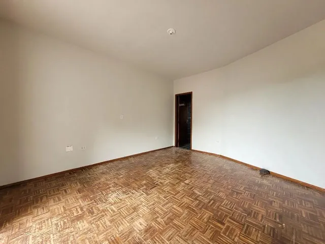 Imagem 9: Sobrado para Alugar em Maringá, Jardim Alvorada, com 3 Quartos, com 133.84 M²