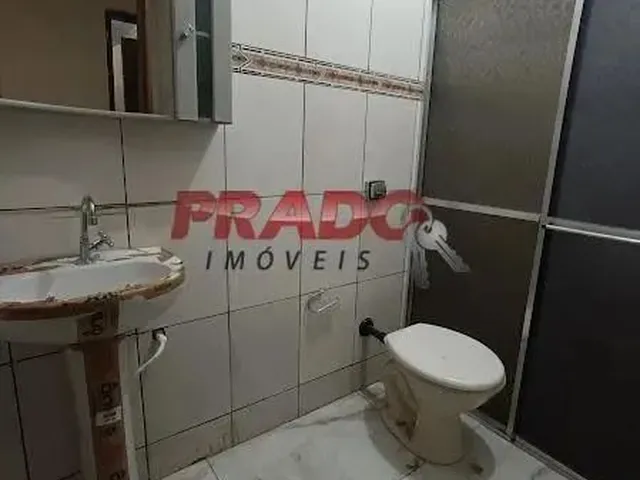 Imagem 15: Casa para Alugar em Sarandi, Jardim Tropical, com 3 Quartos, com 150 M²