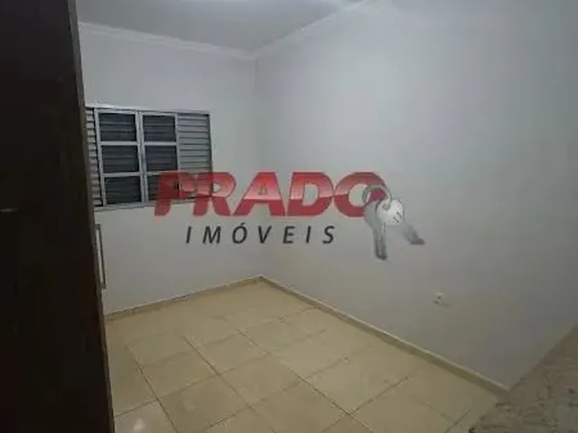Imagem 4: Casa para Alugar em Sarandi, Jardim Tropical, com 3 Quartos, com 150 M²