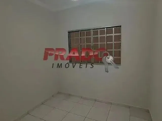 Imagem 5: Casa para Alugar em Sarandi, Jardim Tropical, com 3 Quartos, com 150 M²