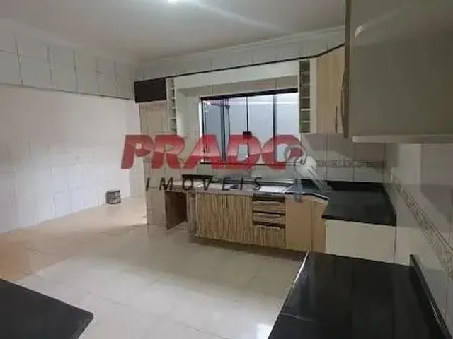 Imagem 11: Casa para Alugar em Sarandi, Jardim Tropical, com 3 Quartos, com 150 M²