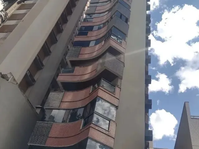 Imagem: Apartamento com 4 Dormitórios para Alugar