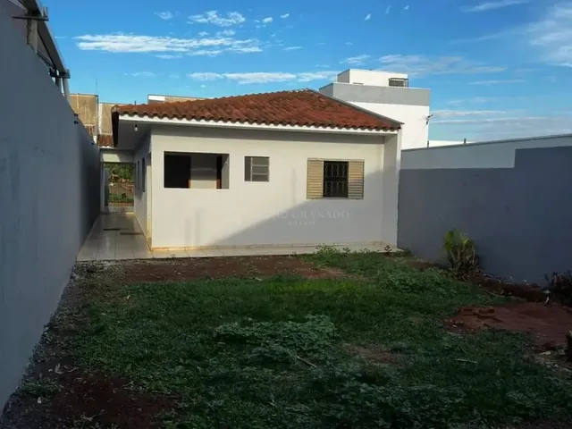 Imagem 10: Casa com Terreno Amplo Próxima À Avenida Nildo Ribeiro