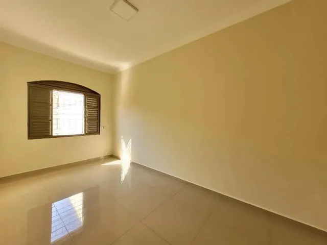 Imagem 5: Casa para Alugar em Maringá, Jardim Real, com 3 Quartos, com 169.43 M²