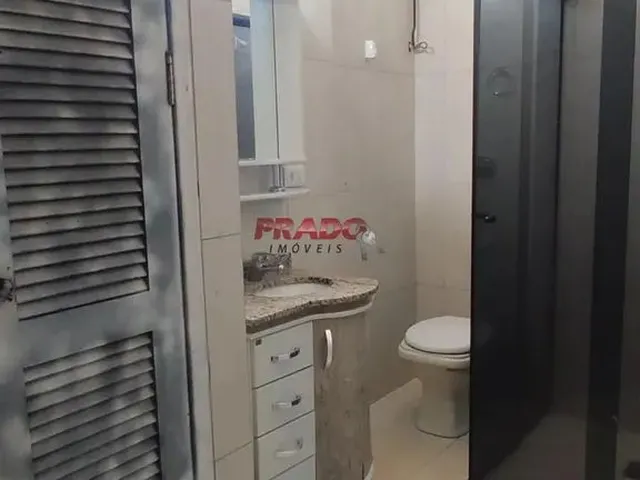 Imagem 14: Sobrado para Alugar em Maringá, Zona 05, com 4 Quartos, com 250 M²
