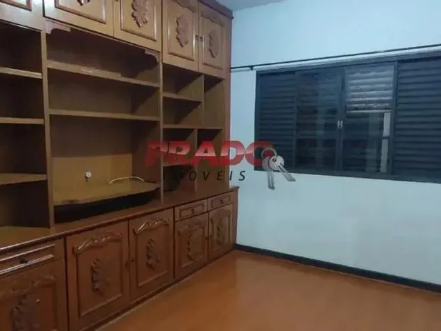 Imagem 9: Sobrado para Alugar em Maringá, Zona 05, com 4 Quartos, com 250 M²