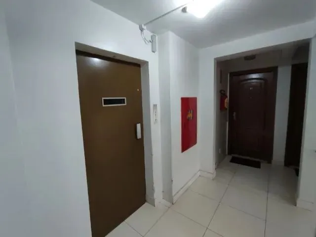 Imagem 5: Apartamento para Alugar com 03 Quartos na Zona 01 - Centro de Maringa