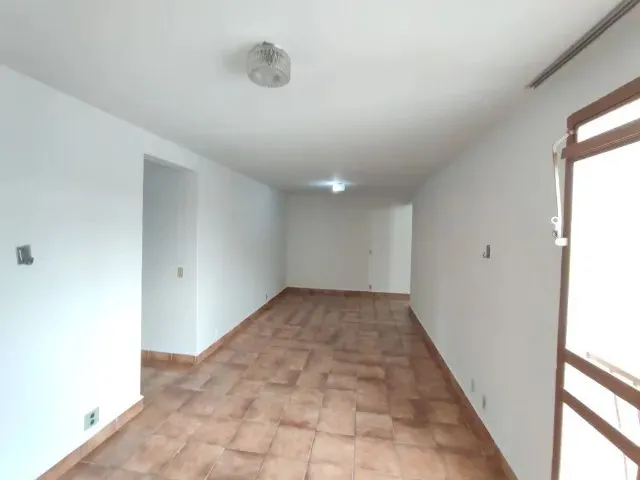Imagem 13: Apartamento para Alugar com 03 Quartos na Zona 01 - Centro de Maringa