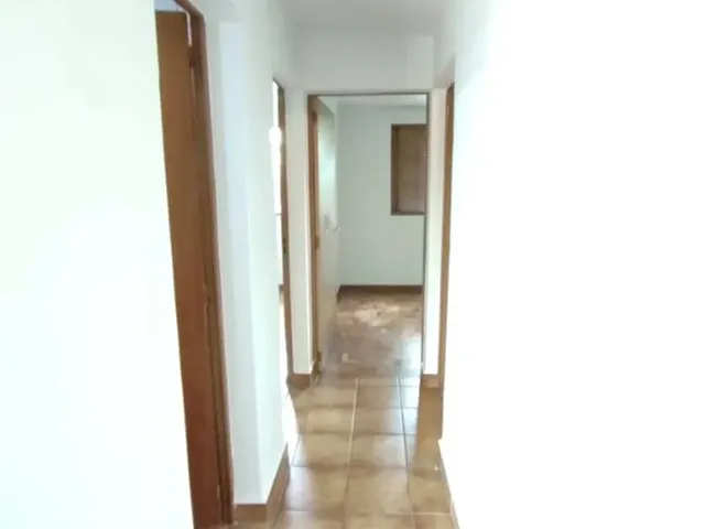 Imagem 12: Apartamento para Alugar com 03 Quartos na Zona 01 - Centro de Maringa