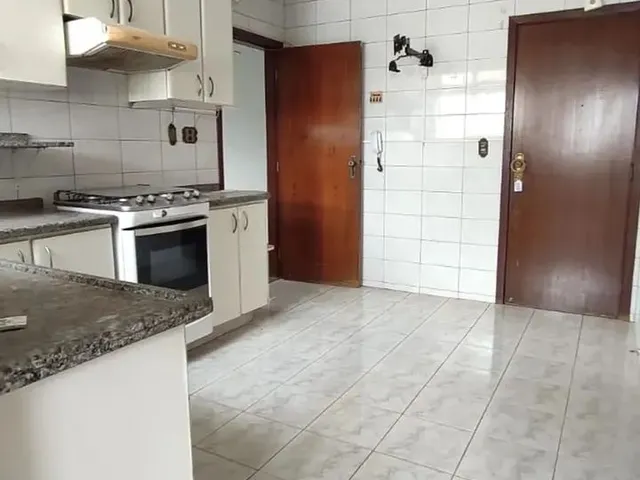 Imagem 12: Locação Apartamento com 3 dormitórios