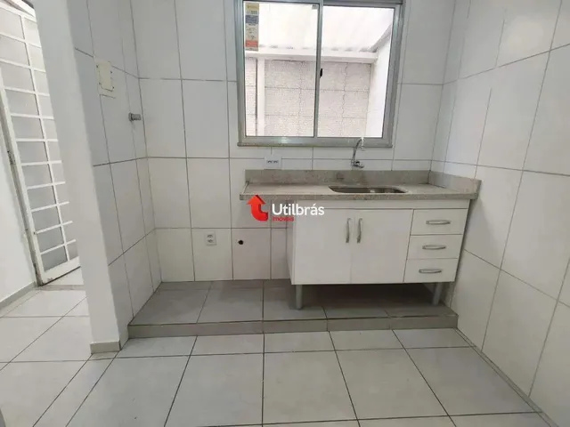 Imagem 7: Casa para Aluguel, 2 Quartos, 1 Vaga, Vila Clóris - Belo Horizonte/Mg