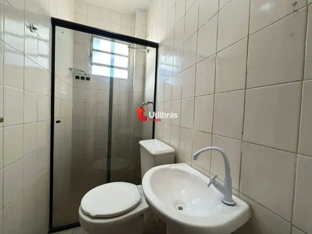 Imagem 4: Casa para Aluguel, 2 Quartos, 1 Vaga, Vila Clóris - Belo Horizonte/Mg