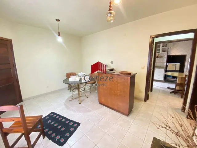 Imagem 3: Sobrado com 300M² 5 Quartos, À Venda, no Bairro Centro em São José dos Pinhais