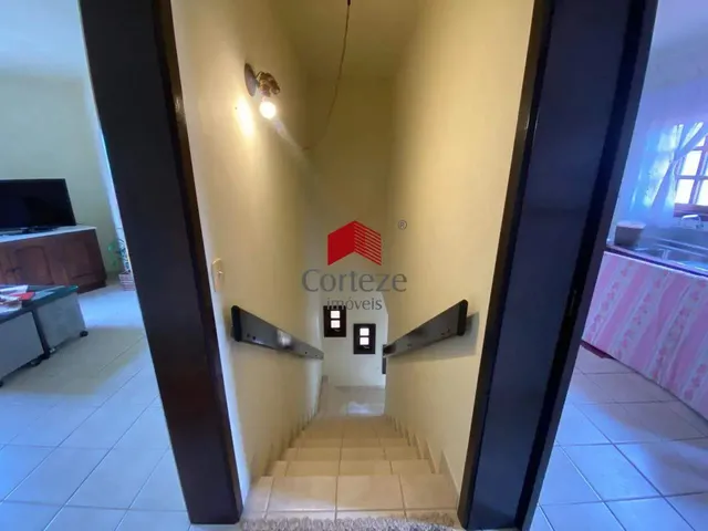 Imagem 12: Sobrado com 300M² 5 Quartos, À Venda, no Bairro Centro em São José dos Pinhais