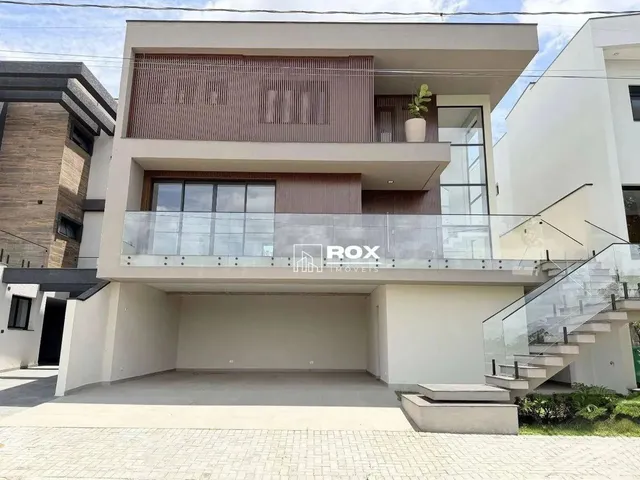 Imagem: Casa Nova de Alto Padrão com 4 Quartos