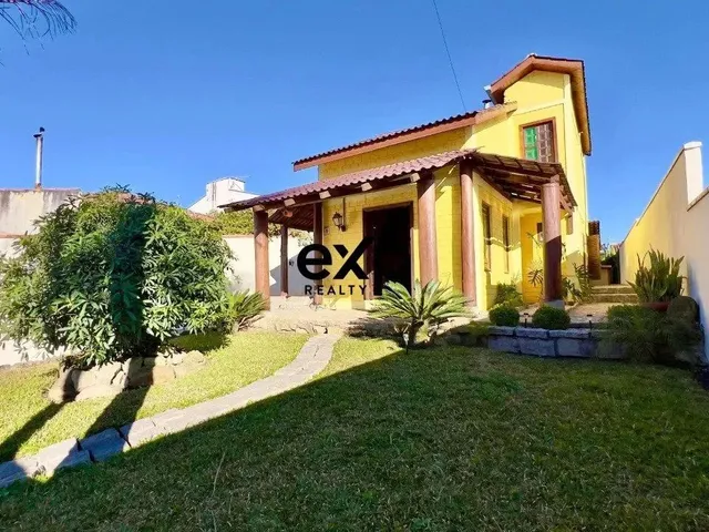 Imagem: Casa com Piscina em Piraquara