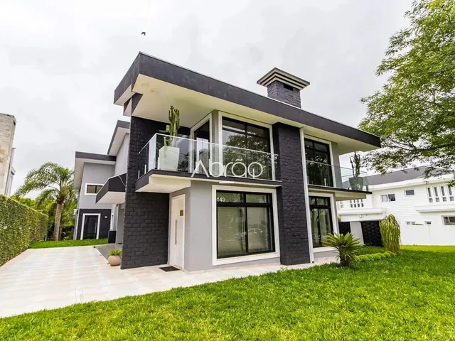 Imagem: Casa em Condomínio À Venda no Alphaville