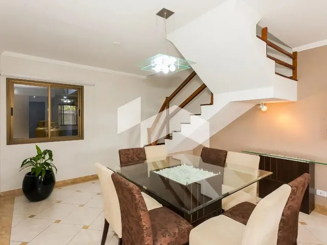 Imagem 7: Sobrado Triplex com Espaço Gourmet Completo e Teto Retrátil São Pedro