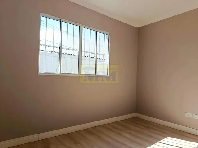 Imagem 14: Casa Térrea com 3 Quartos e Amplo Terreno em Pinhais!