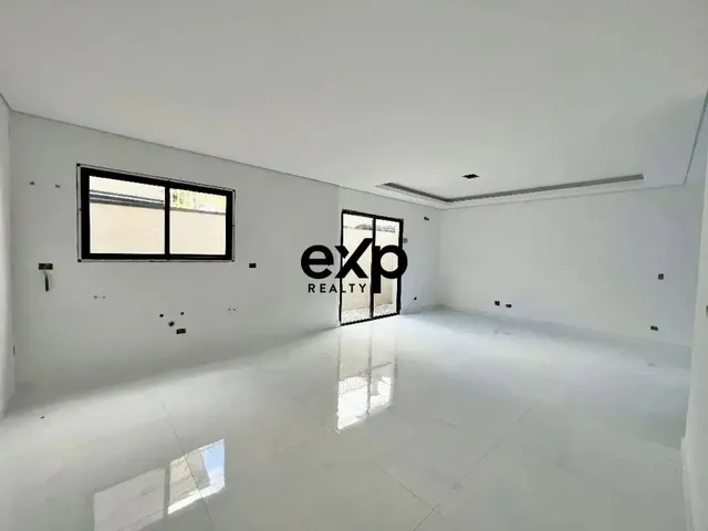 Imagem 3: Sobrado de Frente para a Rua - 03 Quartos (01 Suíte) - 140,72M² Privativos e Terreno De