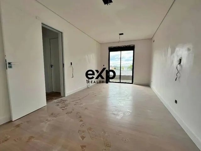 Imagem 2: Sobrado de Frente para a Rua - 03 Quartos (01 Suíte) - 140,72M² Privativos e Terreno De