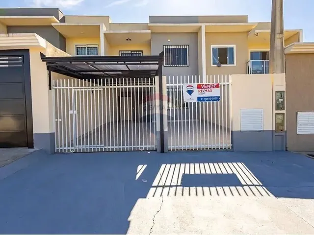 Imagem: Sobrado À Venda no Bairro Costeira Araucária