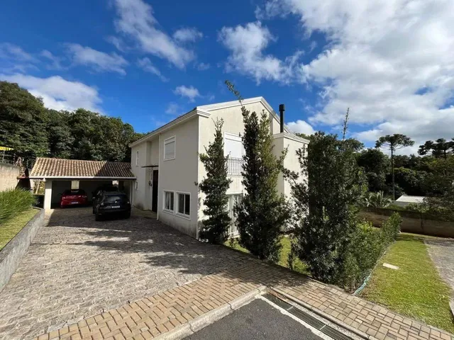 Imagem: Casa com 3 Quartos (1 Suíte e 2 Demi-Suítes)