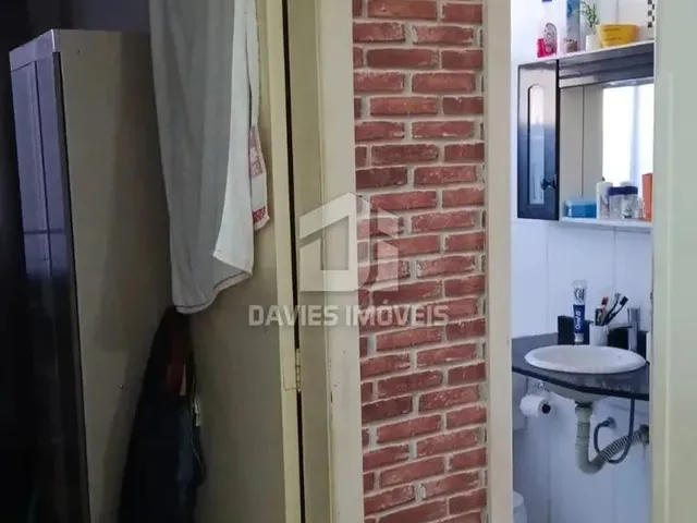 Imagem 3: Apartamento no Pineville / 57 M² / 3 Quartos / Semi Mobiliado / Sacada com Churrasqueira