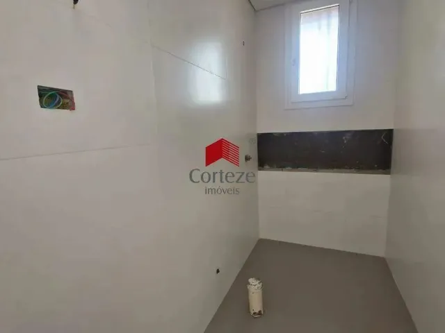 Imagem 3: Apartamento com 200M² 3 Quartos, À Venda, no Bairro Centro em São José dos Pinhais