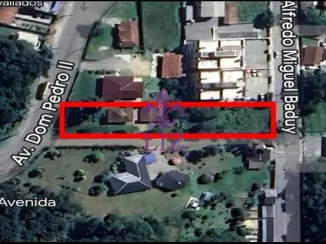 Imagem: Terreno no Centro de Quatro Barras