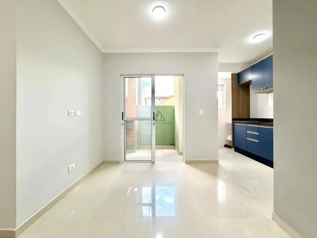 Imagem: Apartamento Térreo Semimobiliado com Sacada