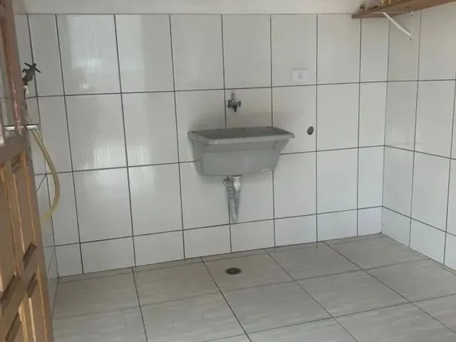Imagem 2: Casa 3 Quartos Casa com 3 dormitórios