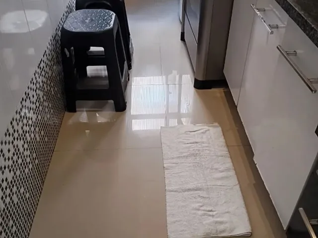 Imagem 10: Apartamento 3 Quatros 63 Mts, Local Mais Central de Pinhais, Direto com Proprietário