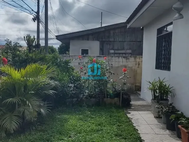 Imagem 15: Casa no Atuba / 300M²/ 5 Quartos / 2 Cozinhas / 2 Vagas de Garagem / em Pinhais