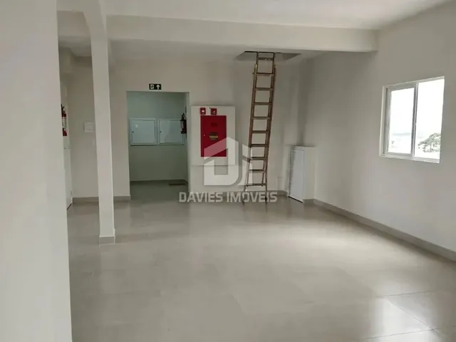 Imagem 3: Cobertura com 180 M², com 3 Quartos, Suíte, Elevador, 2 Vagas de Garagem Cobertas, No