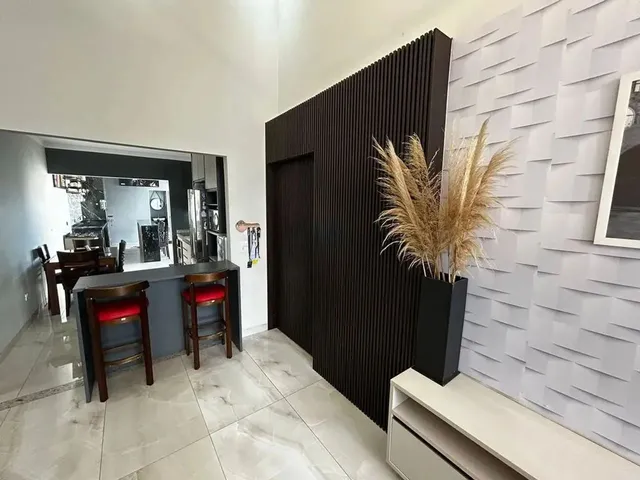 Imagem 8: Excelente Oportunidade de Moradia Casa com 3 Suítes no Jd Oriental, em Maringá!