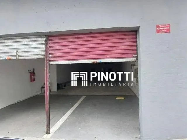 Imagem: Oportunidade! Prédio com Salão Comercial