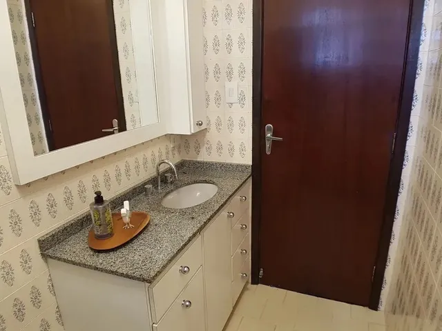 Imagem 16: Apartamento com 3 Dormitórios À Venda com 161M² no Bairro Centro - Curitiba / Pr