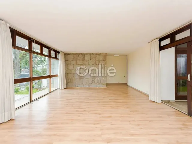 Imagem 7: Casa com 5 Quartos no Batel